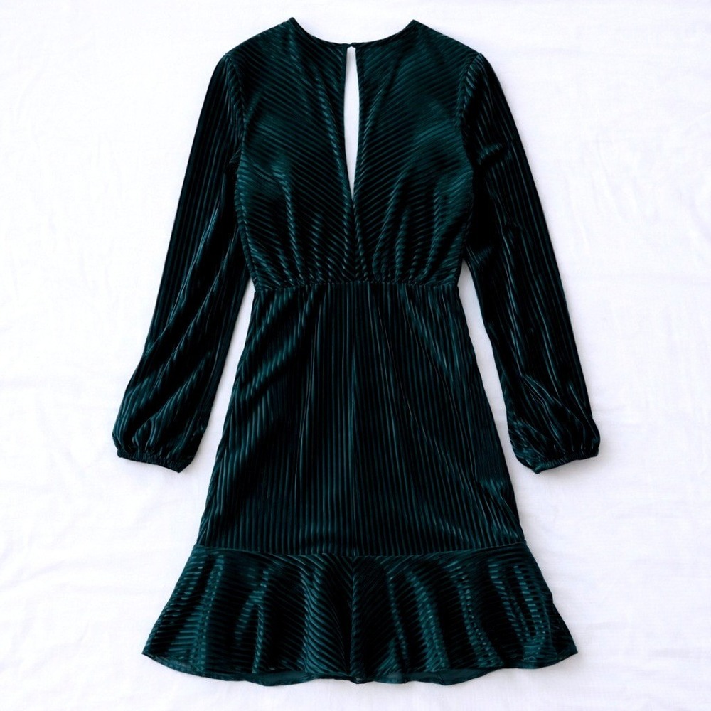 RYSE The Label Mini Dress Womens Small Teal Velvet Ribbed Ruffle Hem Long Sleeve